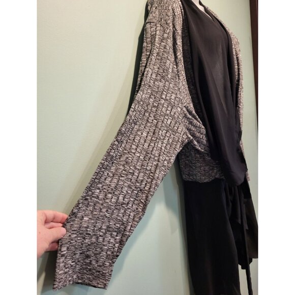 LOGO Lori Goldstein Heathered Black Knit Chiffon Trim Tie Waist Long Topper 4X - Picture 3 of 7